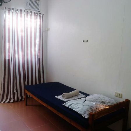 Ese House Hotell Dumaguete City Exteriör bild
