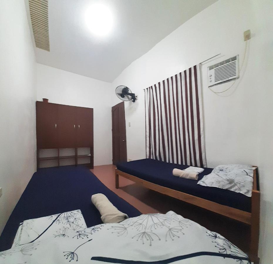 Ese House Hotell Dumaguete City Exteriör bild